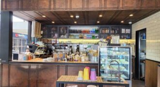 Café & Yogurt Bar – Orange